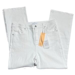 NWT Risen Jeans Women White Wide Leg Crop Frayed Hem‎ Distressed Patch Size 32
